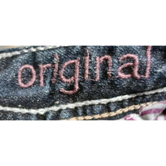 Maurices Womens LowRise Bootcut Dark Wash Blue Jeans With Raw Hems Sz 7 31Wx30L - Picture 7 of 9